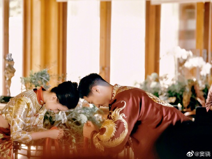 Ái nữ trùm sòng bạc là cô dâu hot nhất hôm nay, diện đồ cưới truyền thống thêu bằng chỉ vàng xa hoa - 9