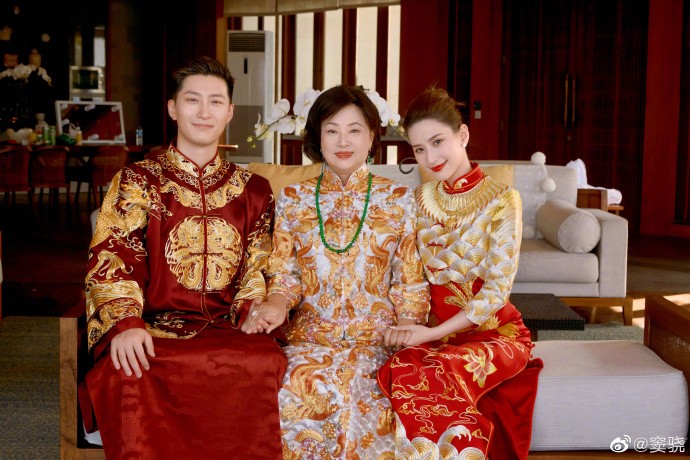 Ái nữ trùm sòng bạc là cô dâu hot nhất hôm nay, diện đồ cưới truyền thống thêu bằng chỉ vàng xa hoa - 7