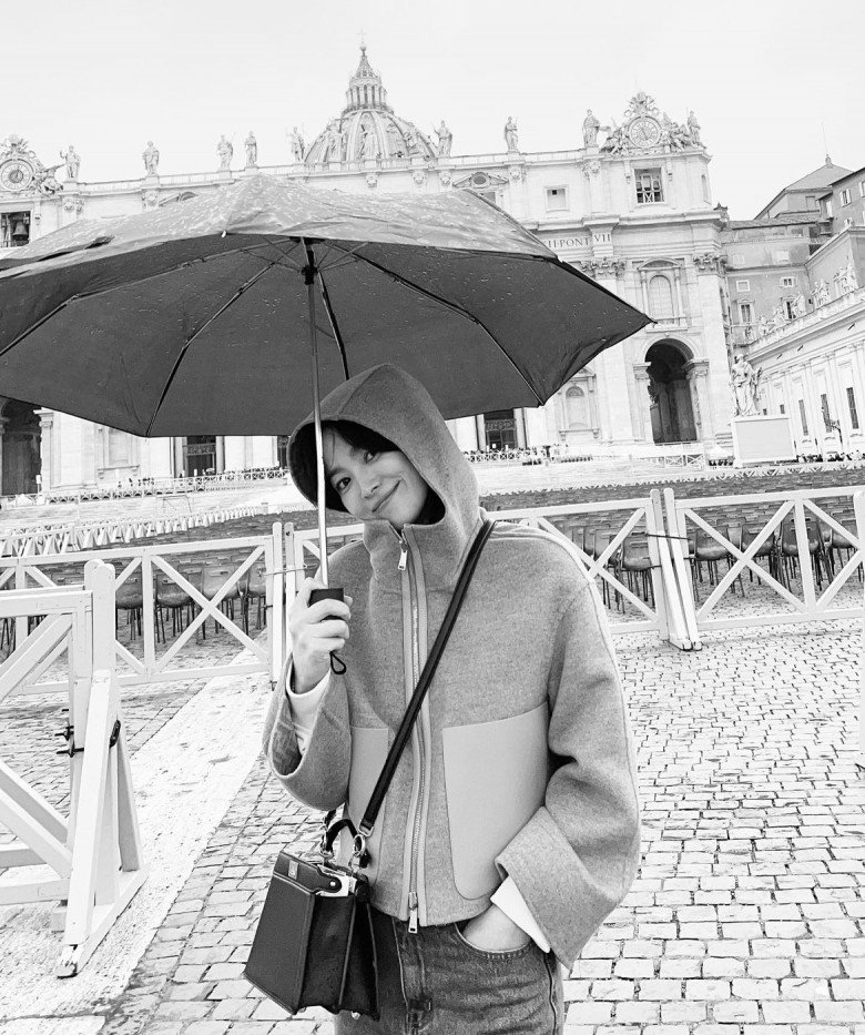 Ăn mặc như cái bang, Song Hye Kyo vẫn trẻ đẹp sang nhờ hai bí quyết siêu dễ, chị em phải nằm lòng - 6