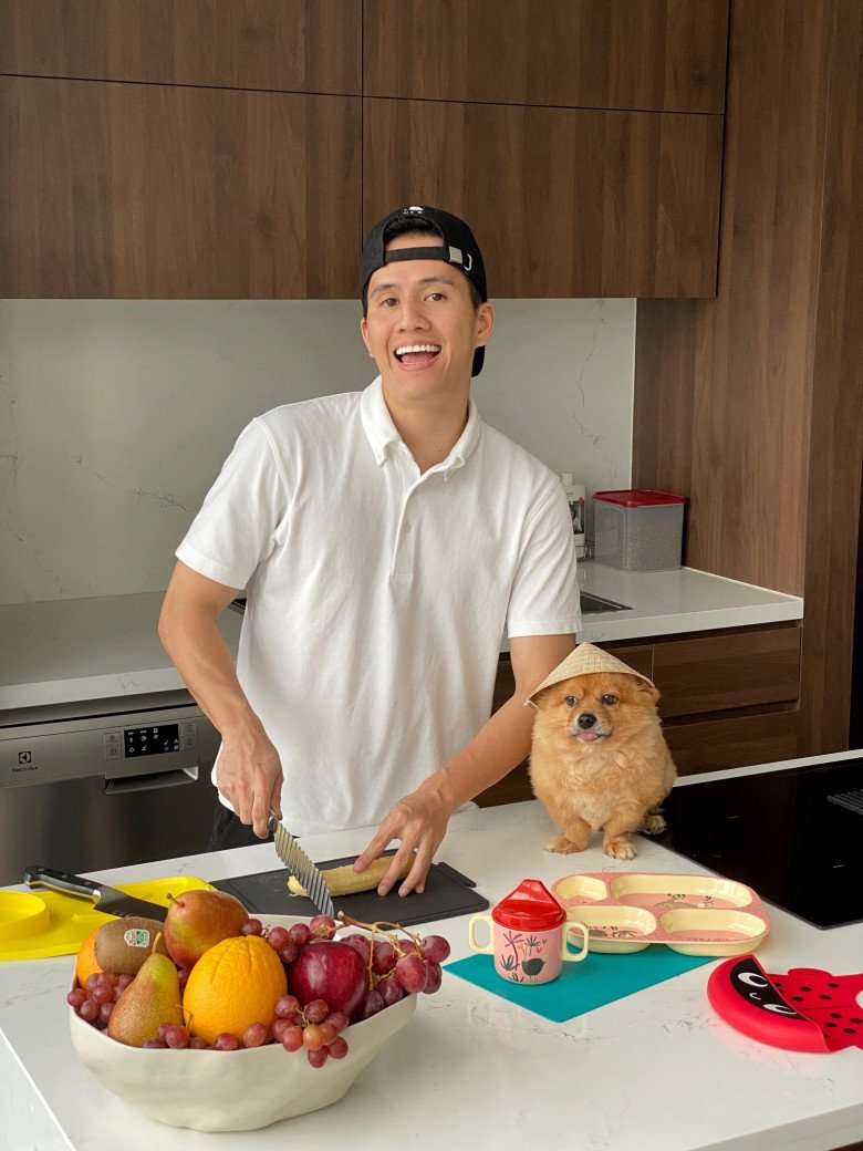 Tình đầu &#34;gài&#34; YouTuber Giang Ơi có bầu, sau đám cưới giờ đảm việc bếp núc lẫn chăm con - 6