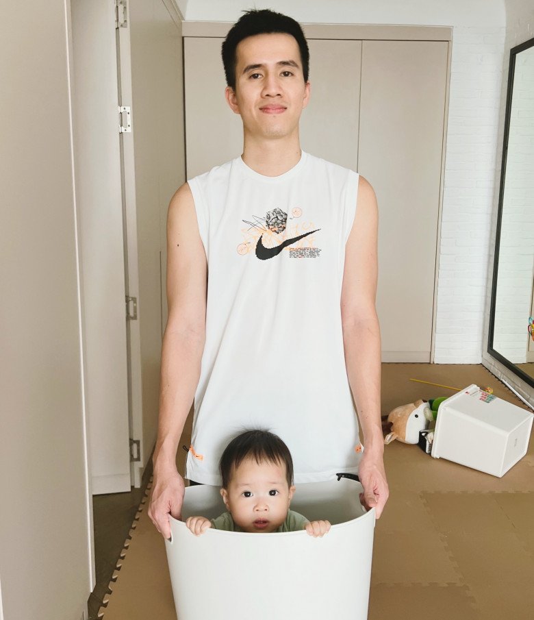 Tình đầu &#34;gài&#34; YouTuber Giang Ơi có bầu, sau đám cưới giờ đảm việc bếp núc lẫn chăm con - 8