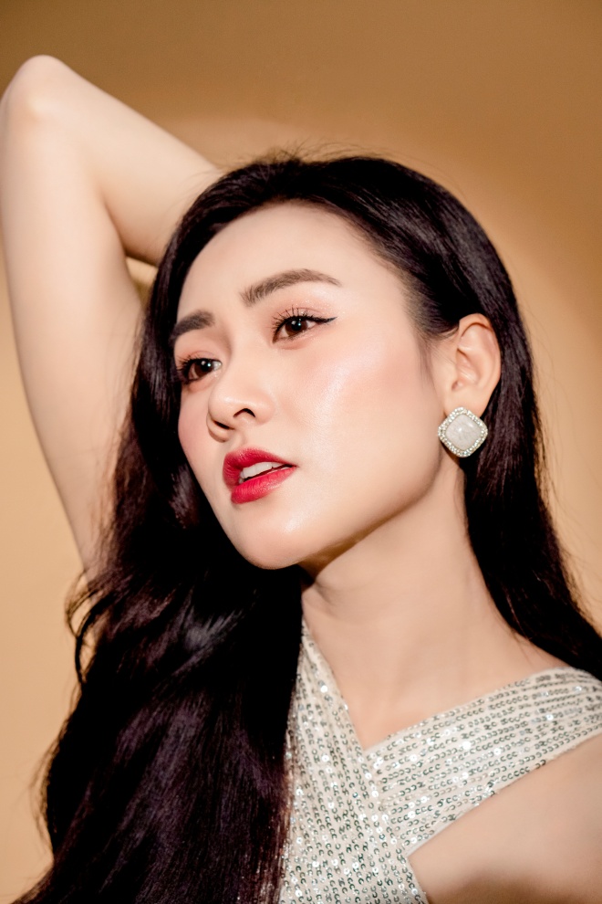Trúc Mây - Vợ lẽ hot nhất phim Việt: Không sợ bố mẹ xem cảnh nóng, hé lộ chuyện tình cảm - 2