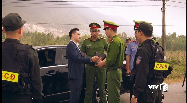 &#34;Xóm gầm cầu&#34; của VTV có thêm nhân tố &#34;thoải mái chấm&#34;, Việt Anh phải vào nhận thua - 4