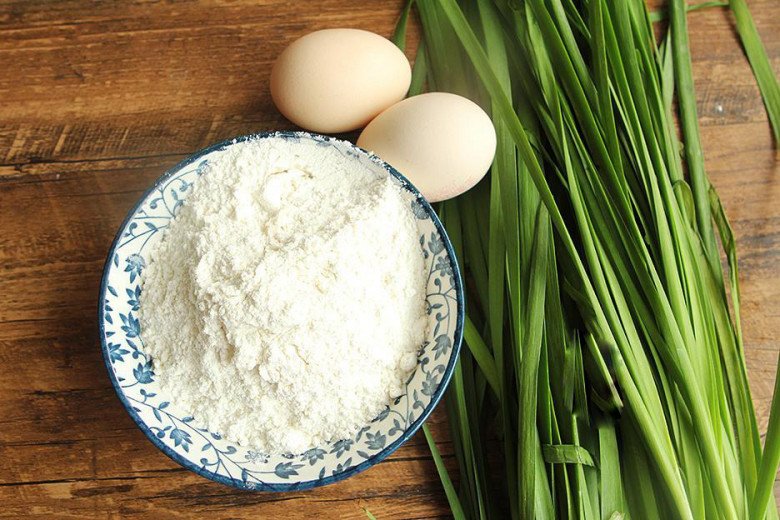 Mua được nắm &#34;cỏ làm sạch ruột&#34; đem nấu kiểu này được món ăn sáng cực ngon, tốt cho tiêu hoá và cực bổ thận - 1