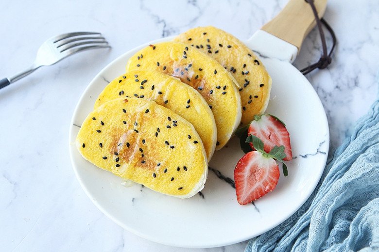Nhìn bữa sáng trông sang chảnh chồng tưởng mua ngoài hàng, vợ kể nấu từ thứ rẻ bèo này mới ngã ngửa - 7