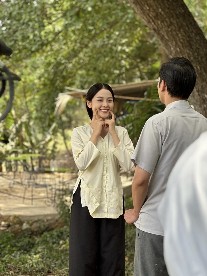 Người đẹp phim Việt bị dọa cạo trọc ép lấy đại gia: Từng là sao nhí nổi tiếng, gia đình phá sản - 7