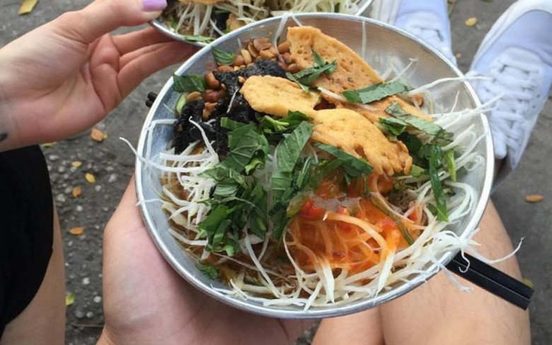 8 địa điểm ăn vặt nổi tiếng Sài Gòn, mang chỉ 100.000 đồng ăn được đủ món no căng bụng - 3