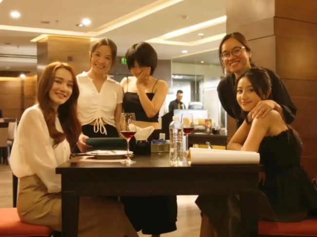 Nhã Phương vác bụng bầu đóng phim: Lần đầu được Trường Giang tới chăm, lần 2 khóc đỏ cả mắt - 5