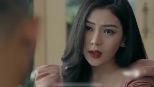 Mỹ nhân 9X hễ vào phim là đẹp &#34;át vía&#34; nữ chính VTV: Đỗ thủ khoa, từng xấu hổ vì thi làm diễn viên - 6