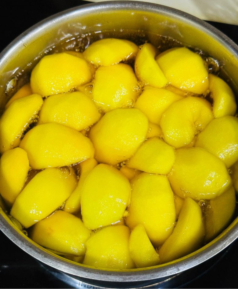 Nhanh tay làm ngay đào ngâm giòn tan, pha trà đào cam sả mát rười rượi thách thức nắng hè - 6