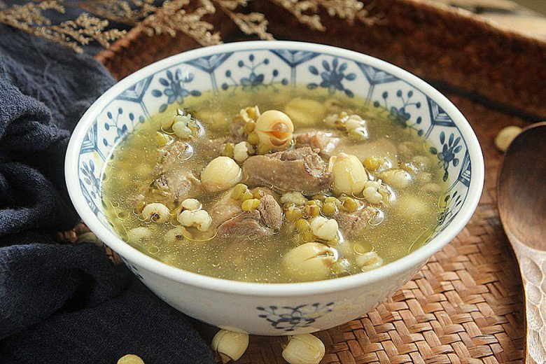 Con này chỉ hay luộc hoặc nướng, giờ đem nấu canh với hạt mùa hè được món ngon bổ mát ít ai ngờ tới - 8