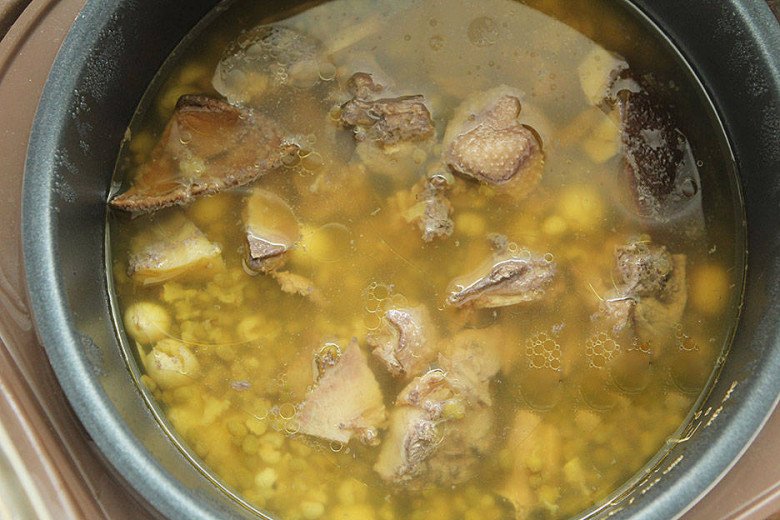 Con này chỉ hay luộc hoặc nướng, giờ đem nấu canh với hạt mùa hè được món ngon bổ mát ít ai ngờ tới - 6