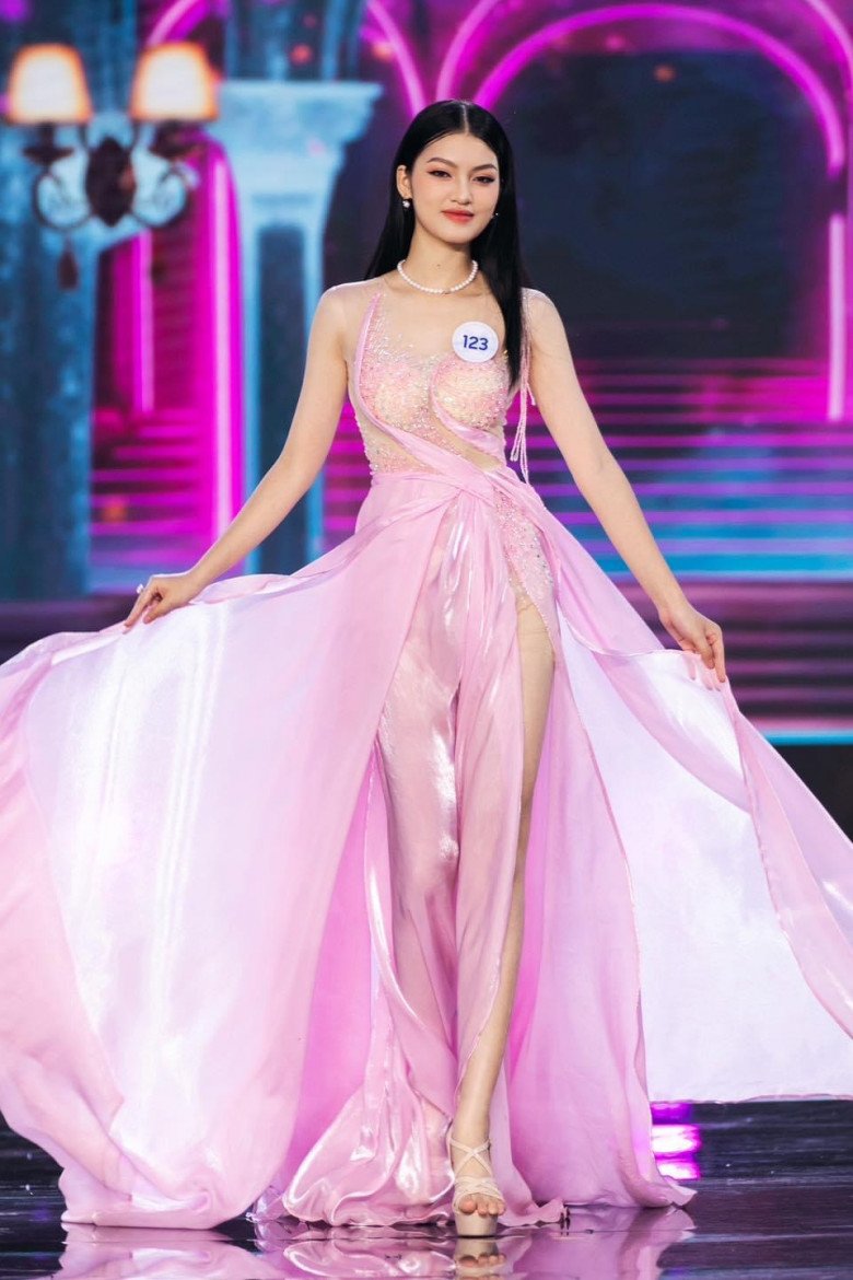 Lộ diện 5 mẫu thiết kế đầm dạ hội của Hoa hậu Đỗ Thị Hà tại Miss World 2021  | VTV.VN