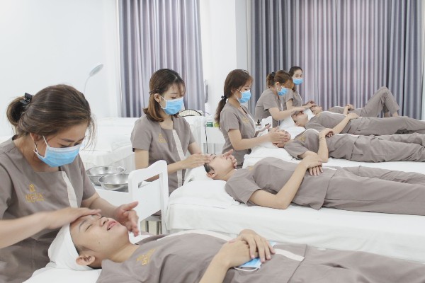 Top 6 ngành nghề có cơ hội việc làm cao trong 5 năm tới, có ngành không cần bằng cấp vẫn có thu nhập cao - 3