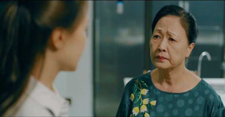 Thấy con dâu về bố mẹ chồng bê vội mâm cơm cất đi, lén mở lồng bàn mắt tôi cay xè - 2