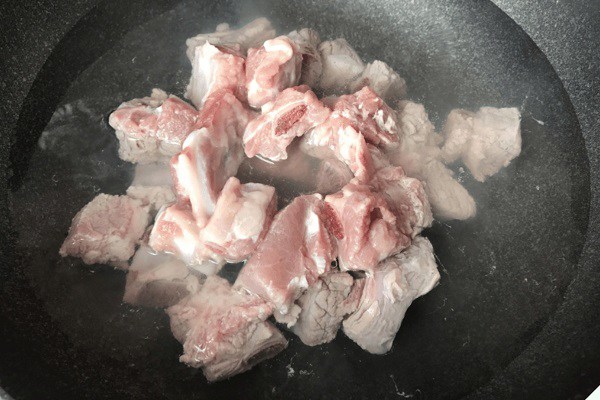 Cách làm sườn xào chua ngọt đơn giản, nước sốt đậm đà, thấm vị rất hao cơm - 5