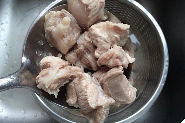 Cách làm sườn xào chua ngọt đơn giản, nước sốt đậm đà, thấm vị rất hao cơm - 6