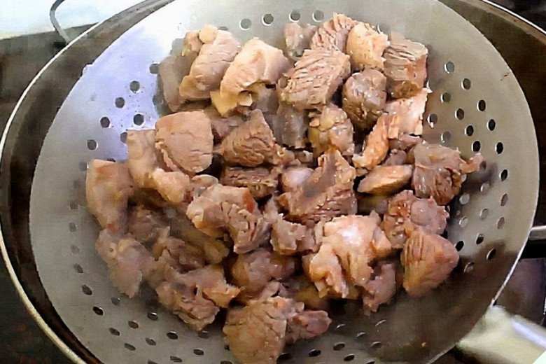 Cách nấu bò kho đơn giản, ngon mềm, không cần gói gia vị vẫn thơm nức mũi - 6