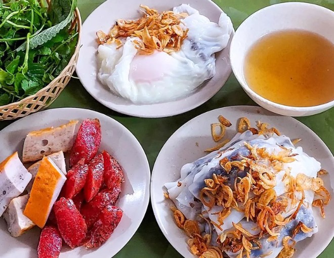 Phố ẩm thực Hòe Nhai toàn món ngon "10 điểm", đặc biệt với sứa đỏ thu hút giới trẻ thưởng thức - 3