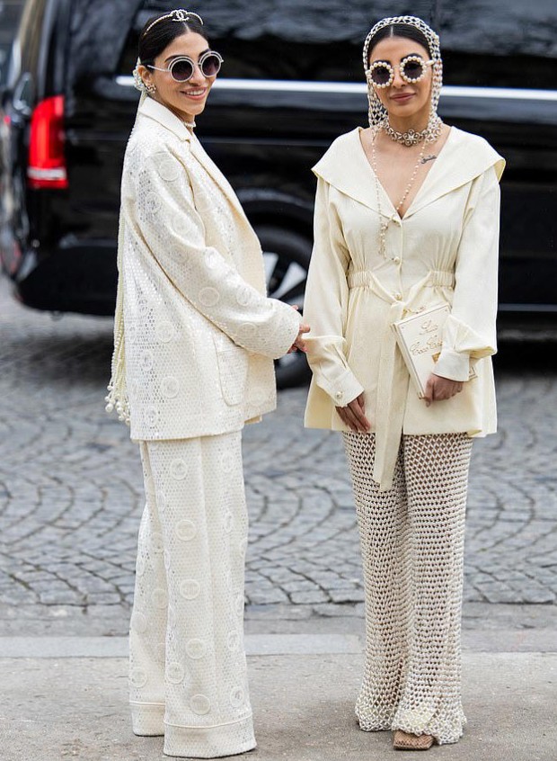 Cặp chị em "nổi như cồn" biến túi 100 triệu thành kẹp tóc, gu thời trang xa hoa chưa từng có trên thế giới - 15