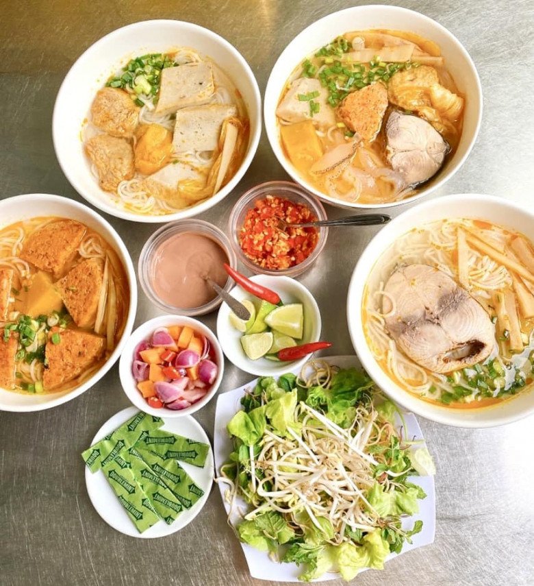 Thưởng thức tô bún đậm vị biển của Đà Nẵng: Ghé ngay 6 địa chỉ đông khách bậc nhất này! - 5