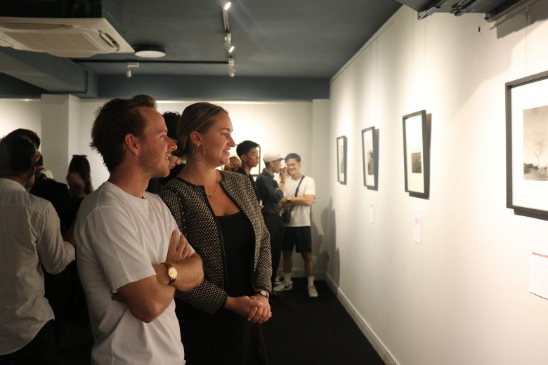 Triển lãm ảnh đen trắng “Lấp lánh lặng lẽ” tại Bảo tàng Nghệ thuật Quang San - 6