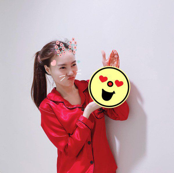 Trời nắng đổ lửa, mỹ nhân Việt đua nhau mặc đồ bộ ra đường, nổi nhất là hai cái tên này - 7