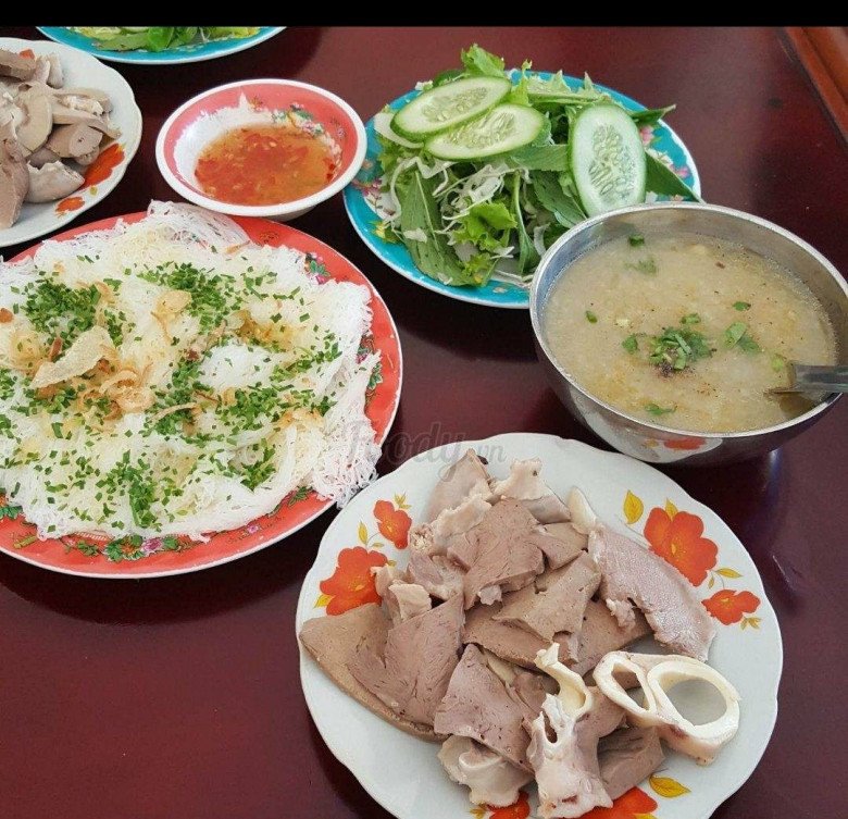 Nếm thử món ăn sáng "quốc dân" ở Quy Nhơn: 6 địa chỉ cực uy tín lúc nào cũng đông nghịt khách - 4