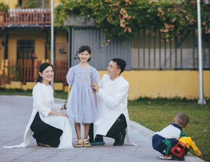 Chàng trai Trung Quốc lấy vợ Việt, sau 10 năm mua 5 căn nhà, 3 mảnh đất - 9