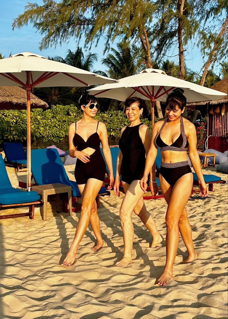 Nhan sắc 3 thế hệ nhà cặp siêu mẫu song sinh Thúy Hà - Thúy Hạnh khi diện bikini thả dáng siêu chuẩn - 3