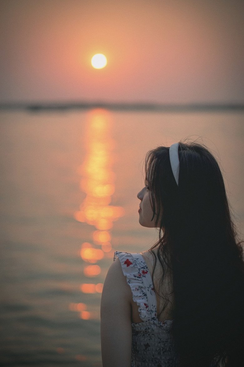 4 địa điểm ngắm hoàng hôn &#34;view triệu đô&#34; ở Hà Nội thu hút giới trẻ dịp nghỉ lễ - 8