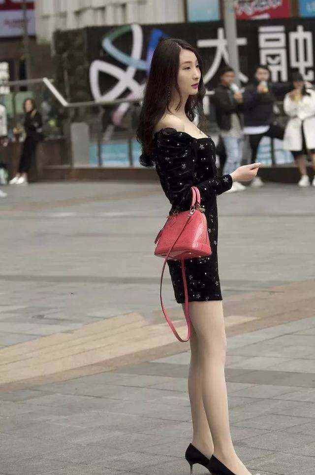 Tại sao diện váy mùa hè không nên đi giày cao gót? Chị em mặc váy sắm 3 kiểu giày này là đẹp nhất - 3