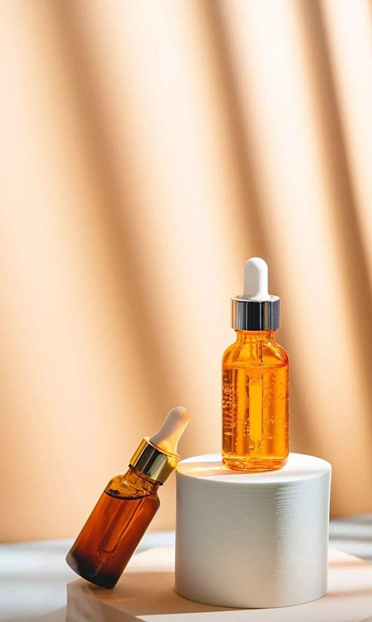 Dùng serum ở bước nào hiệu quả nhất? Chị em thoa đúng cách để da luôn căng bóng khỏe mạnh - 1