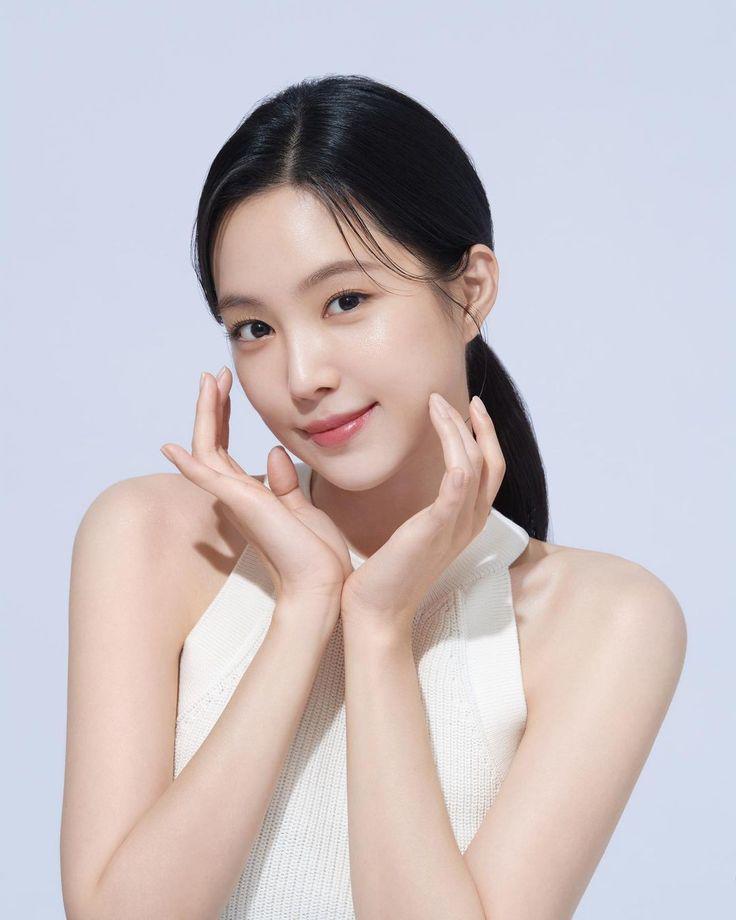 Dùng serum ở bước nào hiệu quả nhất? Chị em thoa đúng cách để da luôn căng bóng khỏe mạnh - 4
