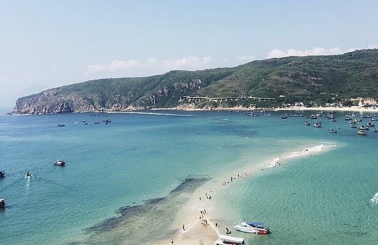 6 địa điểm check-in đẹp mê hồn ở Quy Nhơn, đến một lần là không muốn về - 3