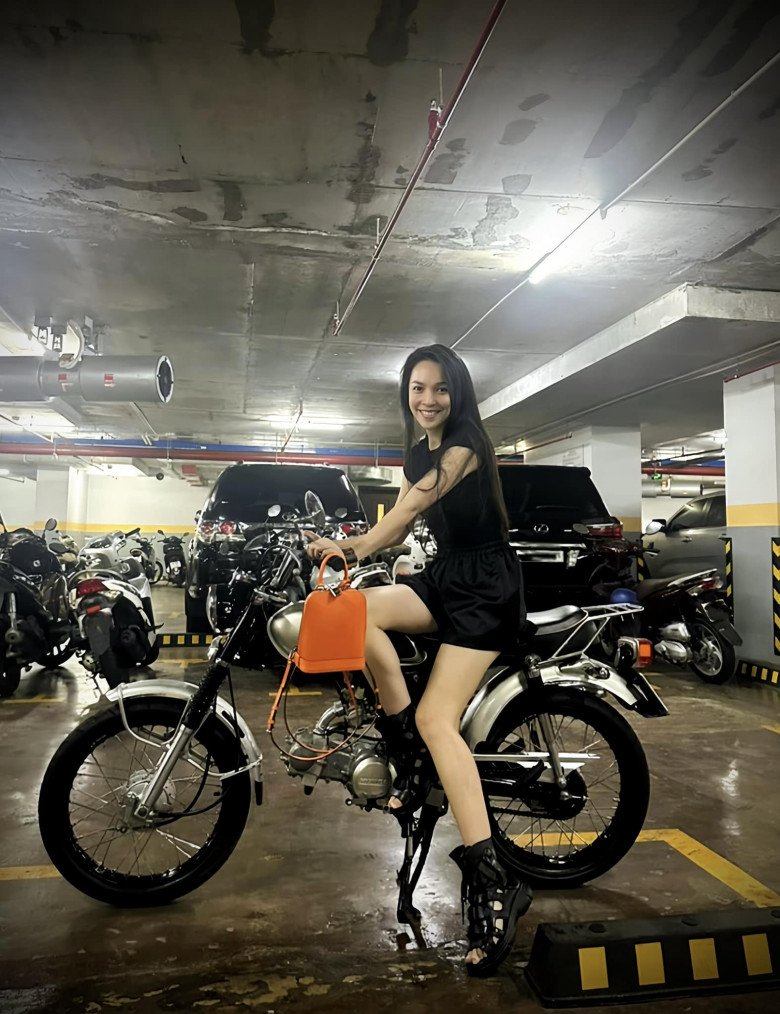 Nắng nóng trên 40 độ, Hiền Thục chẳng ngại diện đồ &#34;thời trang phang thời tiết&#34;, dân tình cũng phát sốt - 4