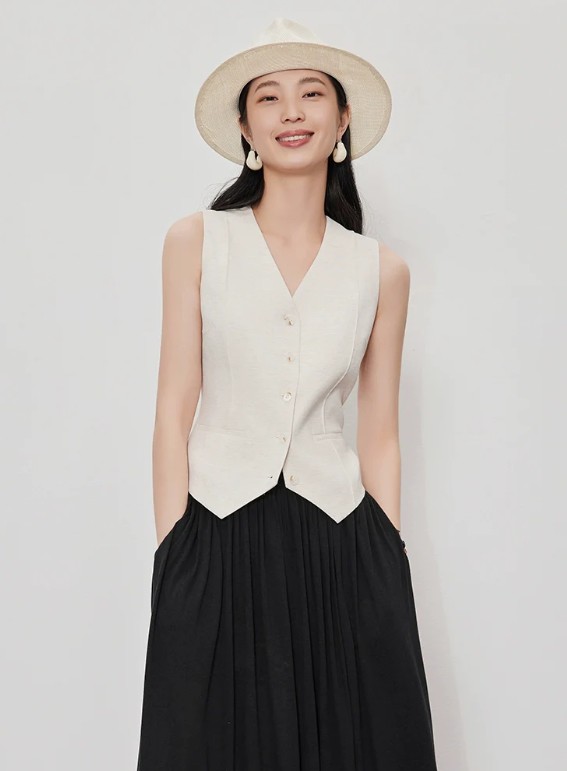 10 outfit toàn áo quần bình dân nhưng ai diện lên cũng đẹp, trông như &#34;yêu nữ hàng hiệu&#34; - 1