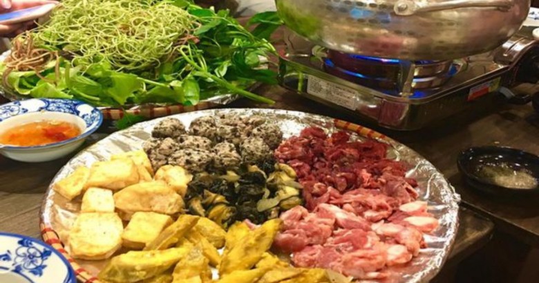 Lạc vào phố ẩm thực Gia Lâm thử các món ngon bổ rẻ, đặc biệt lẩu ếch siêu hấp dẫn - 5