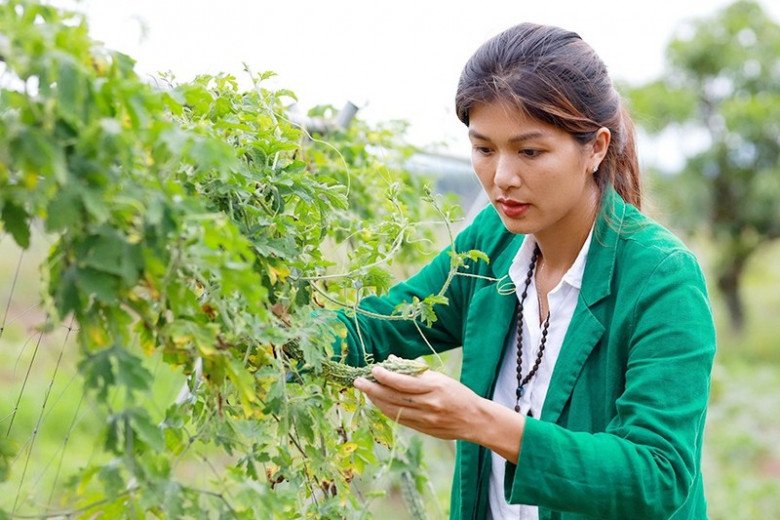 Hội những Hoa hậu bỏ hào quang sống ẩn: Người ngày càng đẹp, người cuối cùng xuống sắc khó nhận ra - 27