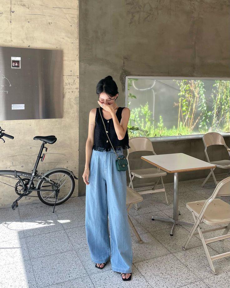 Mặc gì khi đi du lịch miền núi? 5 set đồ cơ bản giúp chị em cực ăn hình lại thoải mái, an toàn - 6