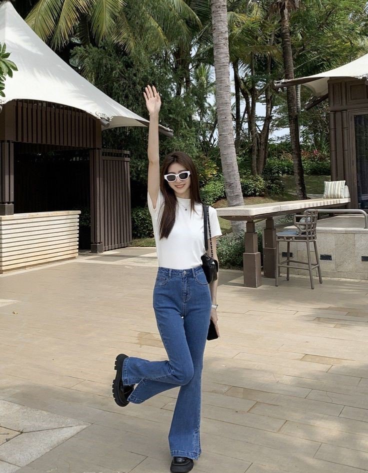 Du lịch nước ngoài mùa hè: Top 10 trang phục giúp chị em tỏa sáng từng khung hình, không làm nặng vali - 5