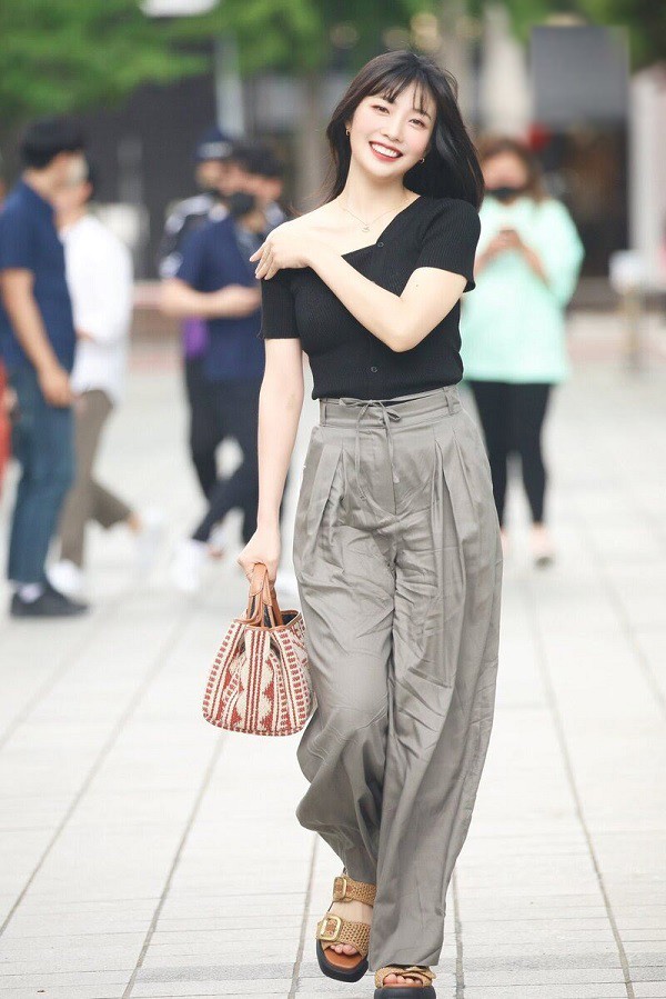 10 outfit phù hợp nhất để diện ra sân bay, vừa thoải mái vừa sành điệu như minh tinh - 10