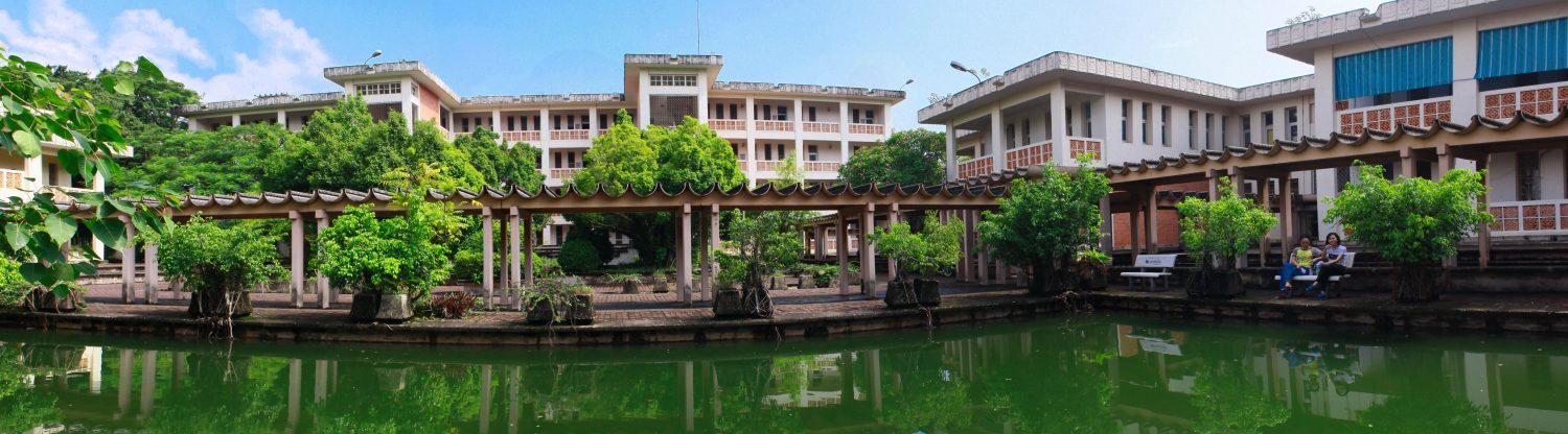 Ở Hà Nội có 6 trường đại học được ví như studio, chỉ cần cầm máy lên là tha hồ được ảnh đẹp - 1