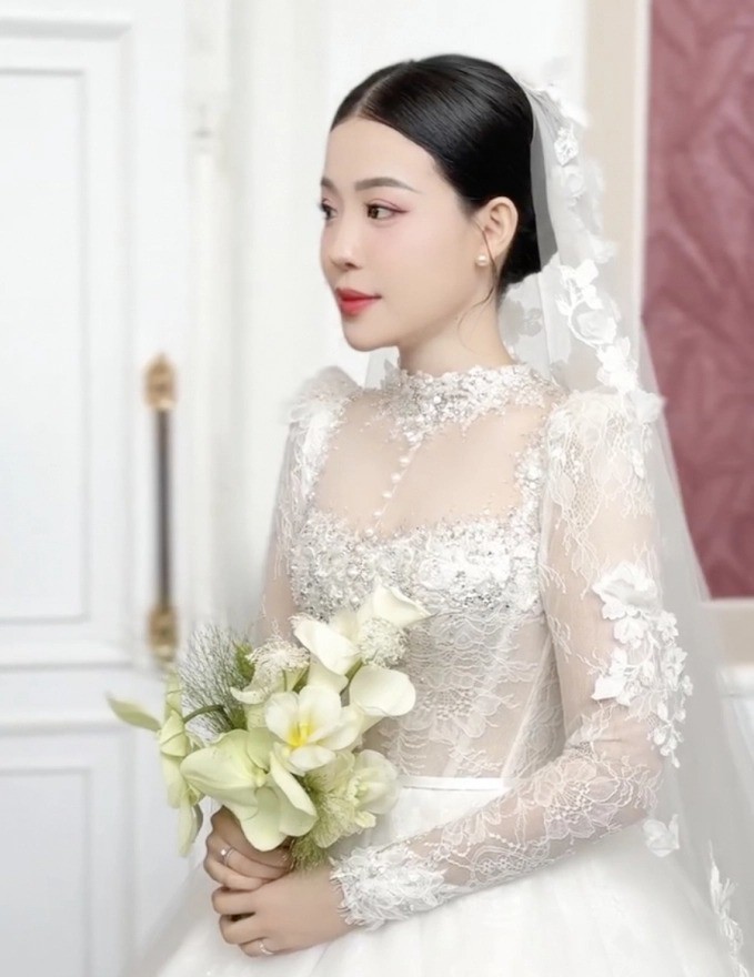Sau Doãn Hải My, thêm một &#34;đại tiểu thư&#34; gia nhập làng WAGs Việt, nhan sắc xinh đẹp rạng rỡ đầy tri thức - 3