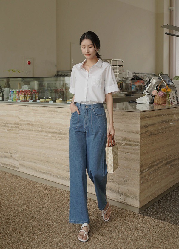 Không phải áo phông, cứ diện quần jeans với 4 kiểu áo này, chị em &#34;ăn gian&#34; tuổi tuyệt đối ngày hè - 6