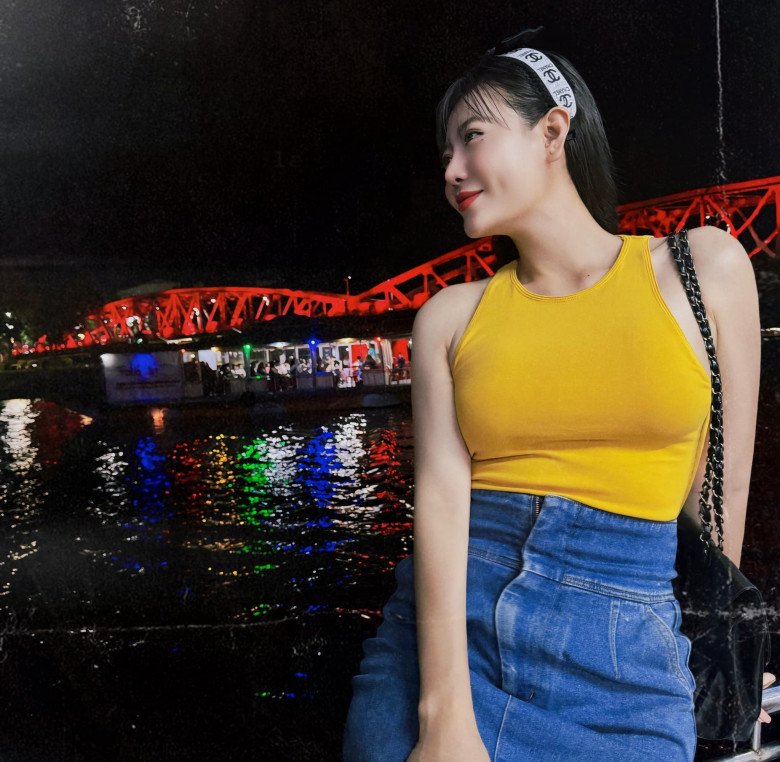 Học hội mỹ nhân &#34;Vũ trụ VTV&#34; mặc đẹp cả hè chỉ với công thức &#34;2 áo - 2 váy&#34; - 8