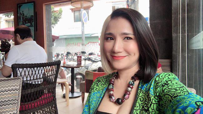 Sự thật về mái tóc bạc trắng cả đầu của Cát Tường khiến cư dân mạng phải chê già - 7