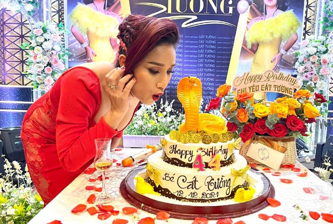 Sự thật về mái tóc bạc trắng cả đầu của Cát Tường khiến cư dân mạng phải chê già - 5