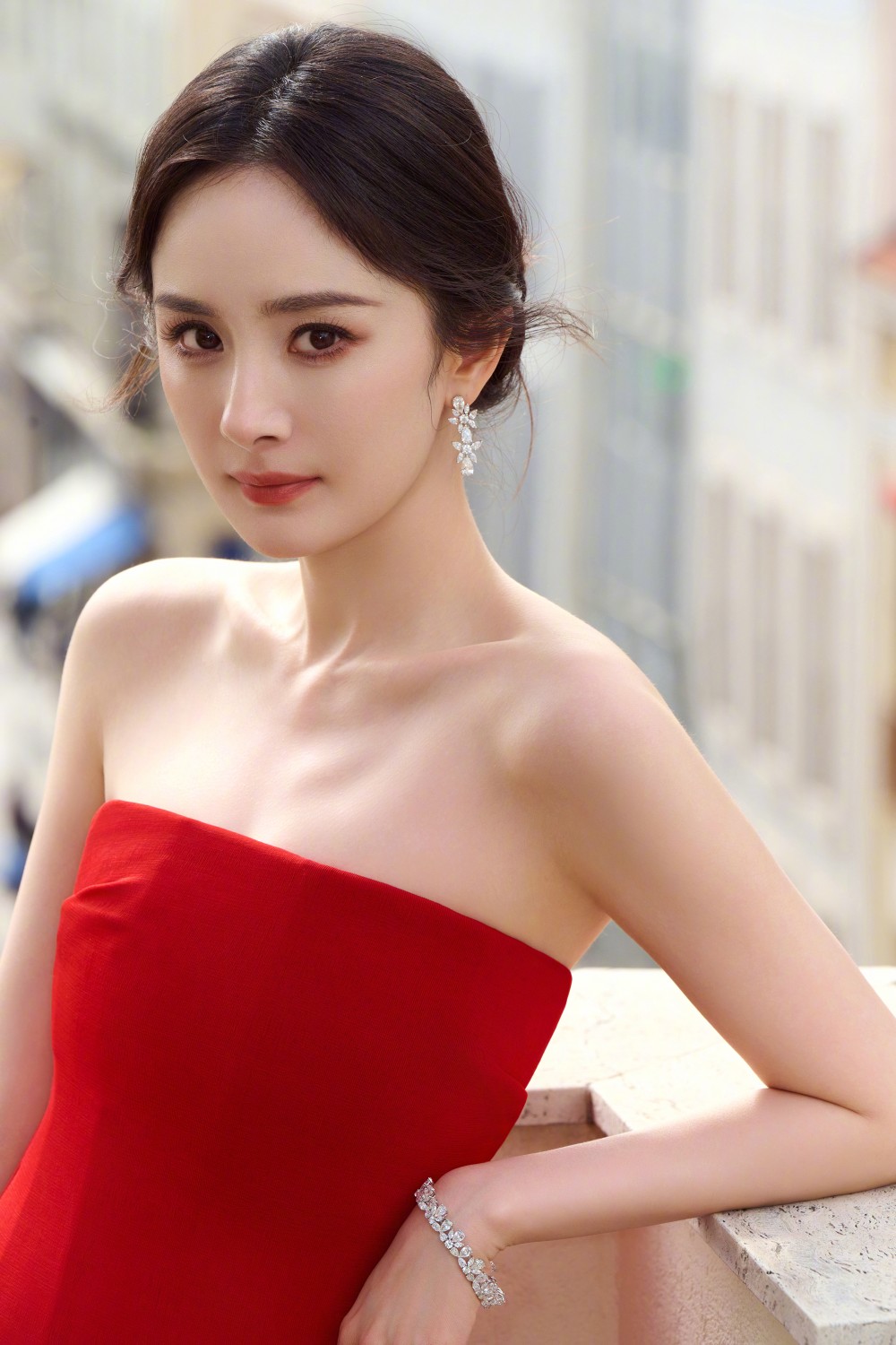 3 phim thất bại liên tục chỉ trong 1 tháng, Dương Mịch giờ là &#34;Nữ hoàng hết thời&#34; - 3