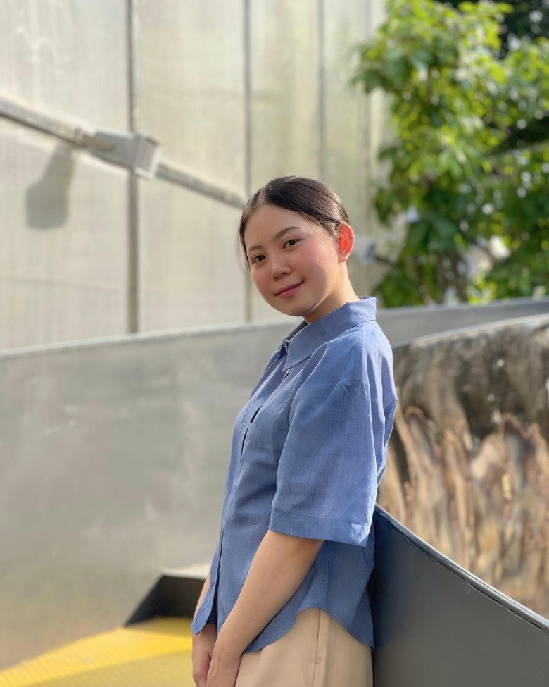 Nữ phi công 9X trẻ rời đồng phục bay, không ăn diện quyến rũ mà vẫn lôi kéo mọi ánh nhìn - 9